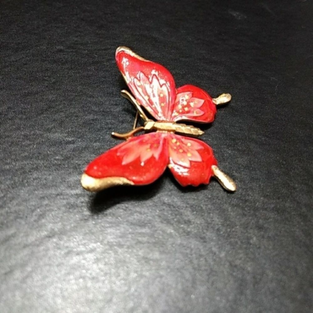 Trifari gold tone red and pink butterfly pin - Picture 6 of 8